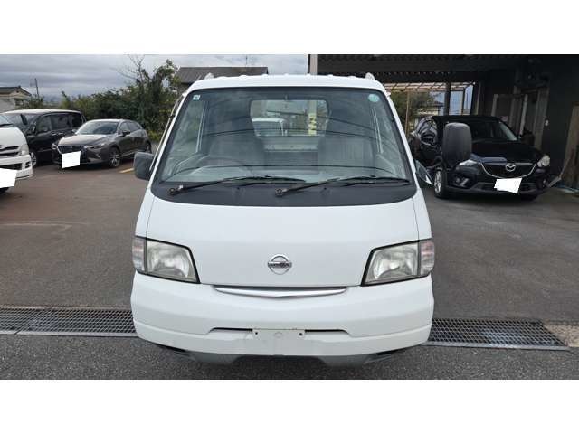 Nissan Vanette Truck 2