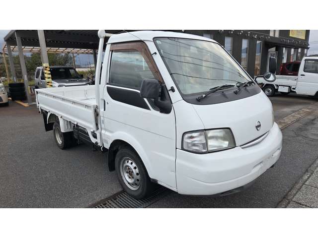 Nissan Vanette Truck 3