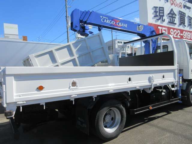Isuzu Elf 3