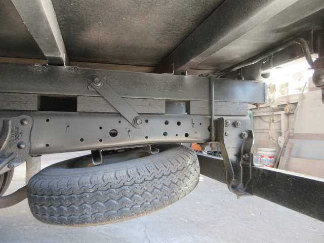 Isuzu Elf 9