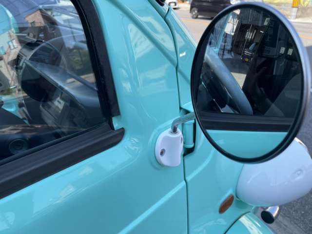Daihatsu Midget II 12