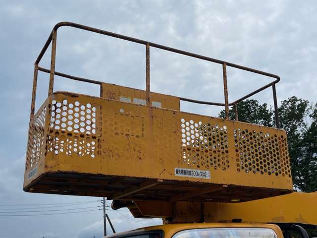 Mitsubishi Fuso Canter 4