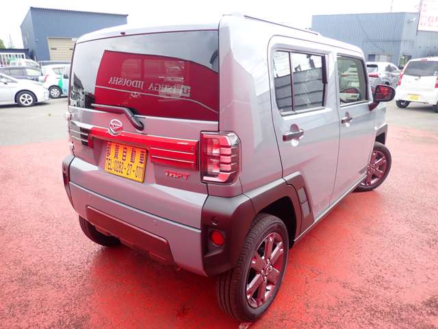 Daihatsu Taft 5
