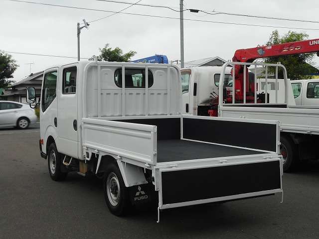 Mitsubishi Fuso Canter Guts 11