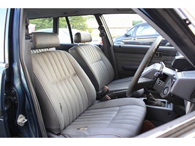 Toyota Mark II Van 8