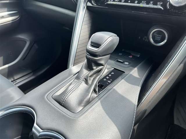 Toyota Harrier 12