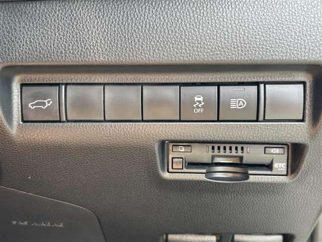 Toyota Harrier 9