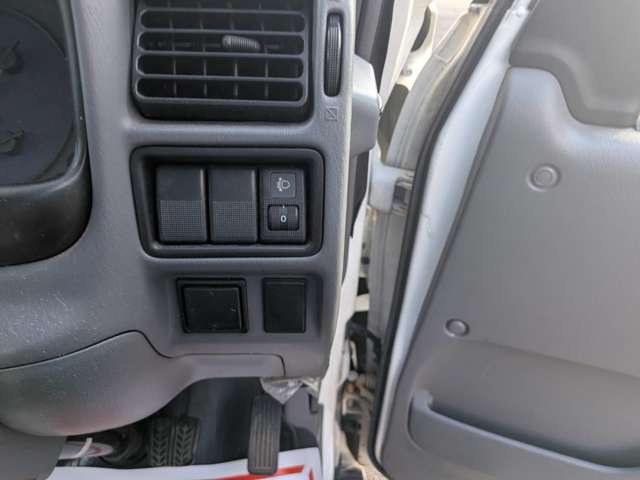Nissan Vanette 10