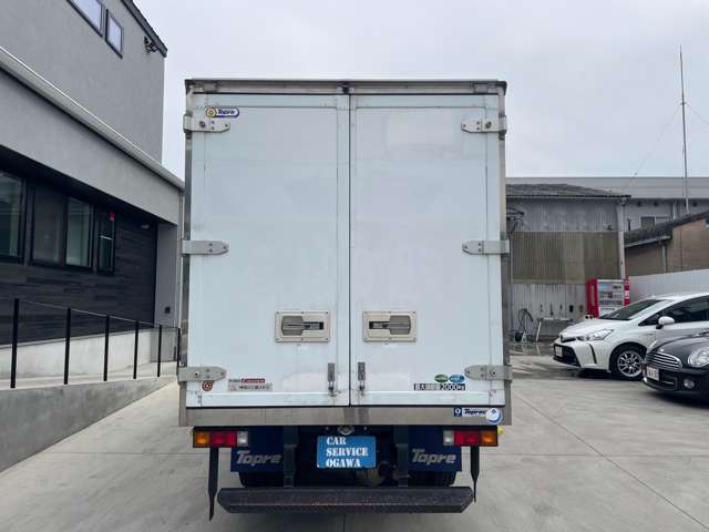 Mitsubishi Fuso Canter 8