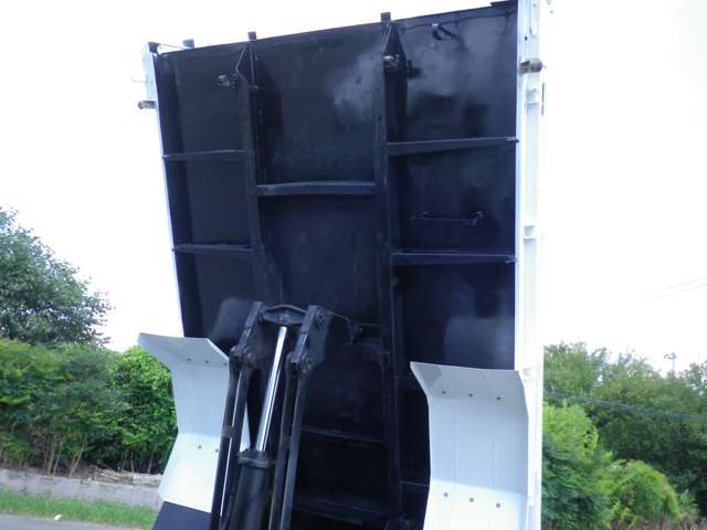 Hino Ranger 8