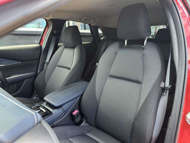 Mazda CX-30 12