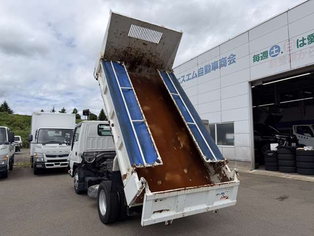 Isuzu Elf 11