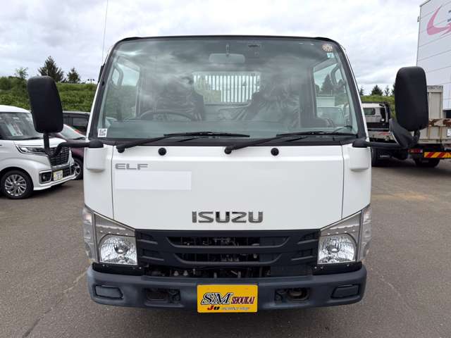 Isuzu Elf 2