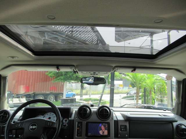 Hummer H2 11
