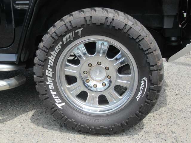 Hummer H2 9