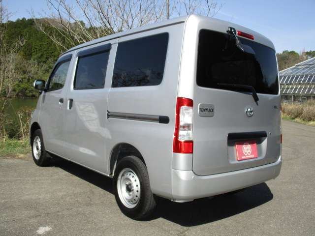 Toyota Town Ace Van 6