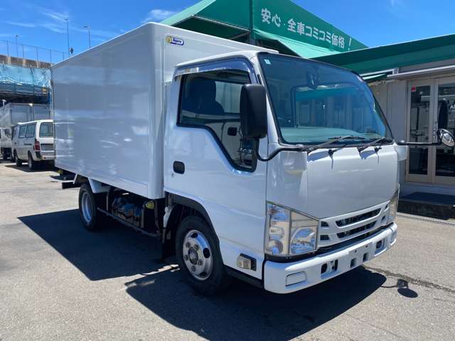 Isuzu Elf 3