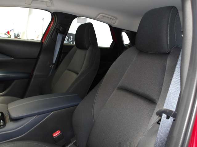 Mazda CX-30 4