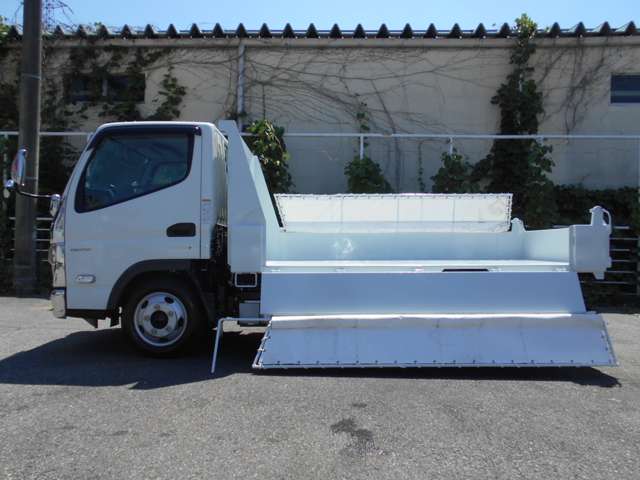Mitsubishi Fuso Canter 5