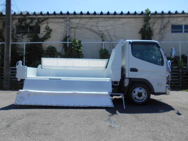 Mitsubishi Fuso Canter 7