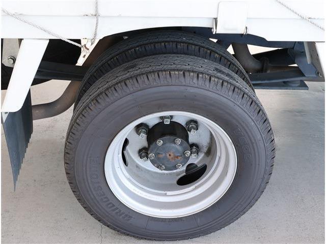 Isuzu Elf 9