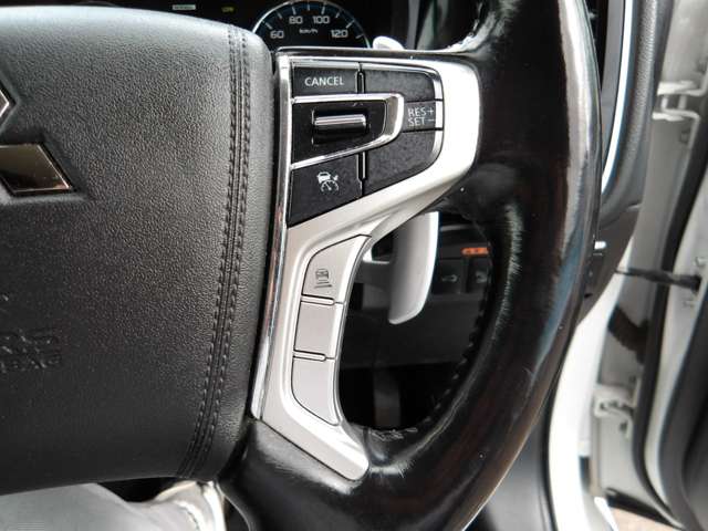 Mitsubishi Outlander PHEV 11