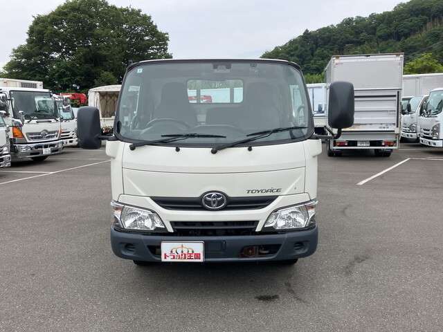 Toyota Toyoace 3