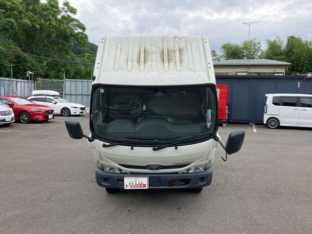Toyota Toyoace 4