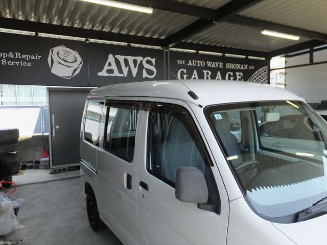 Daihatsu Hijet Cargo 8