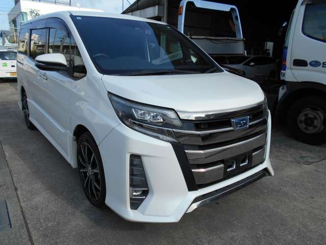 Toyota Noah 2