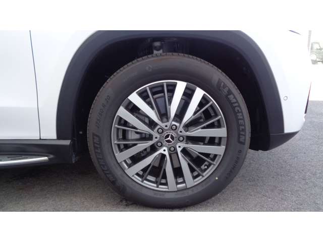 Mercedes-Benz GLS 10