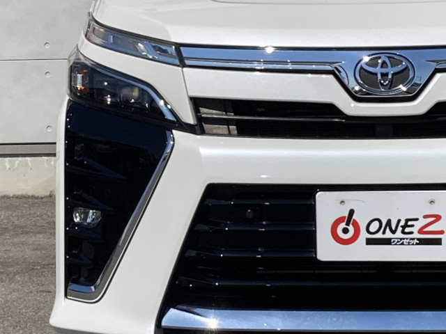 Toyota Voxy 7