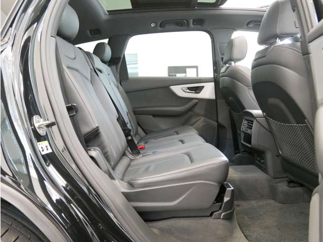 Audi Q7 12