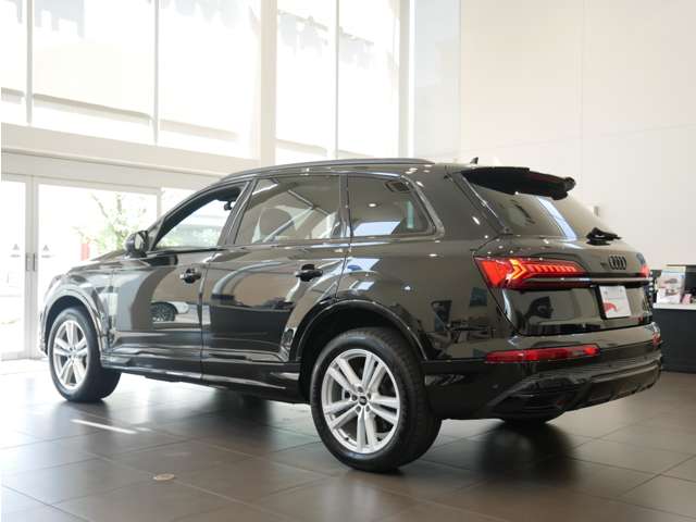 Audi Q7 5