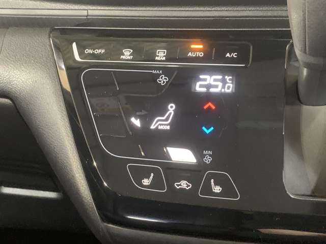 Mitsubishi eK X 9