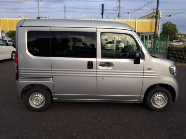 Honda N-VAN 11