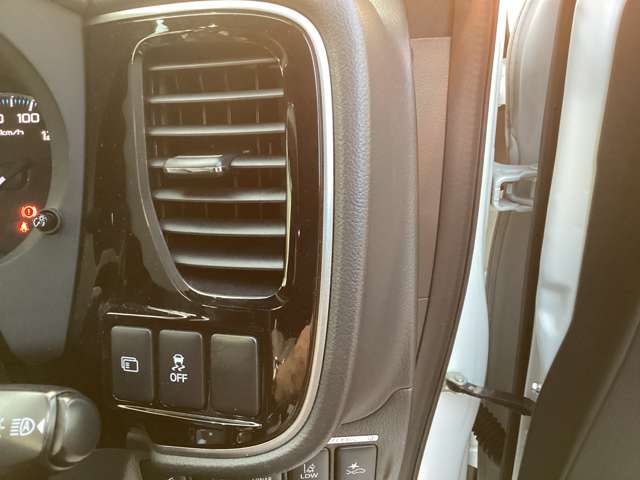 Mitsubishi Outlander PHEV 12