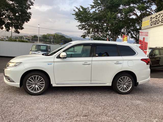 Mitsubishi Outlander PHEV 2