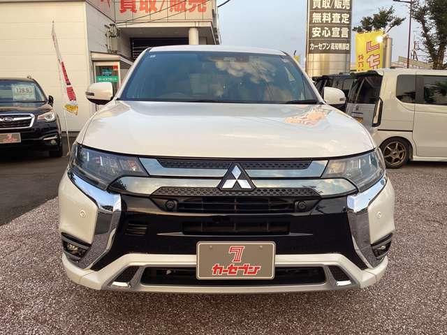 Mitsubishi Outlander PHEV 8