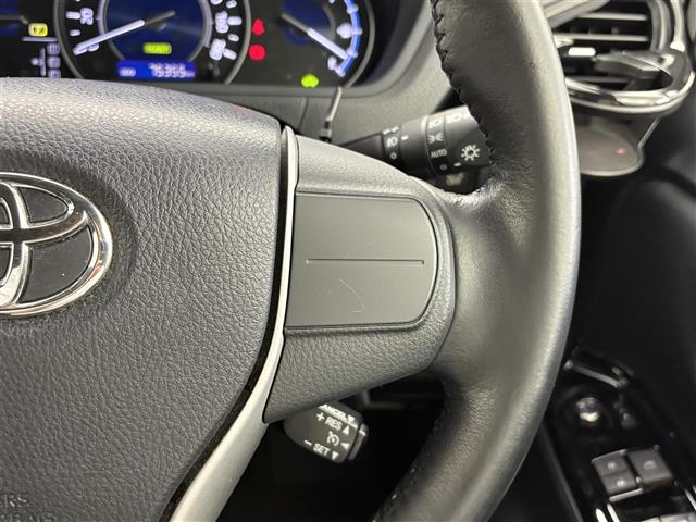 Toyota Noah 7
