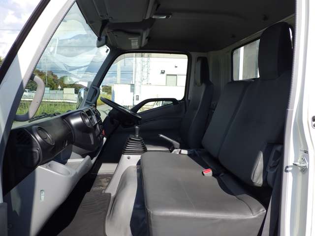 Hino Dutro 11