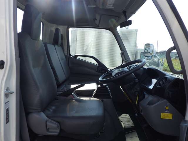 Hino Dutro 10