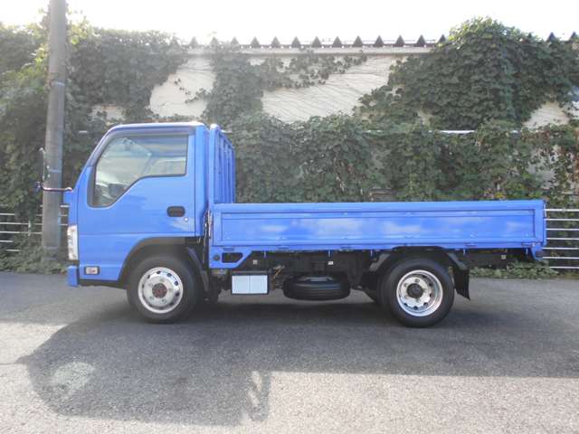 Isuzu Elf 4