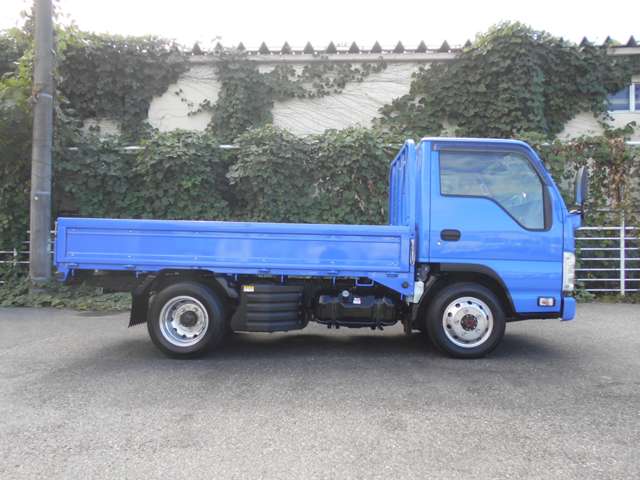 Isuzu Elf 6