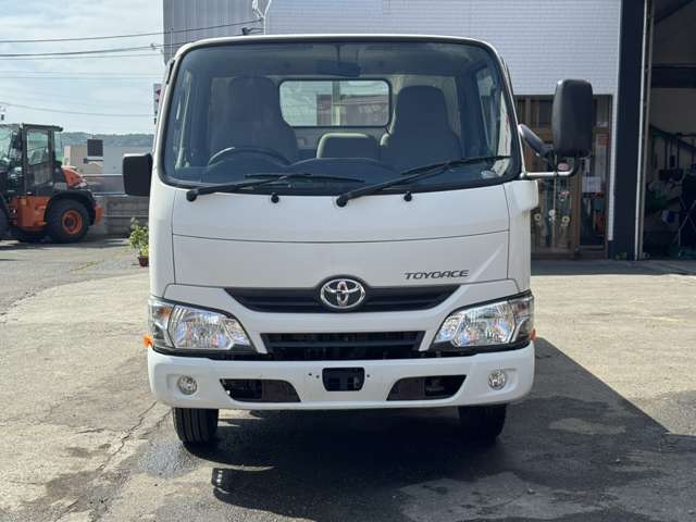 Toyota Toyoace 12