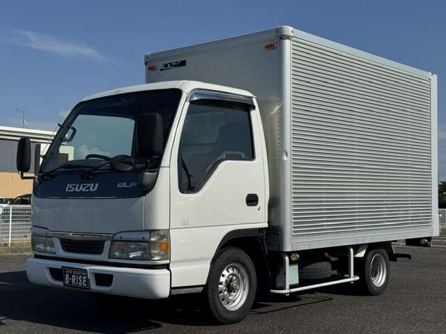 Isuzu Elf 4