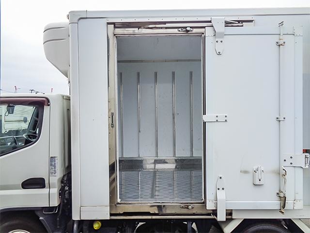 Mitsubishi Fuso Canter 11