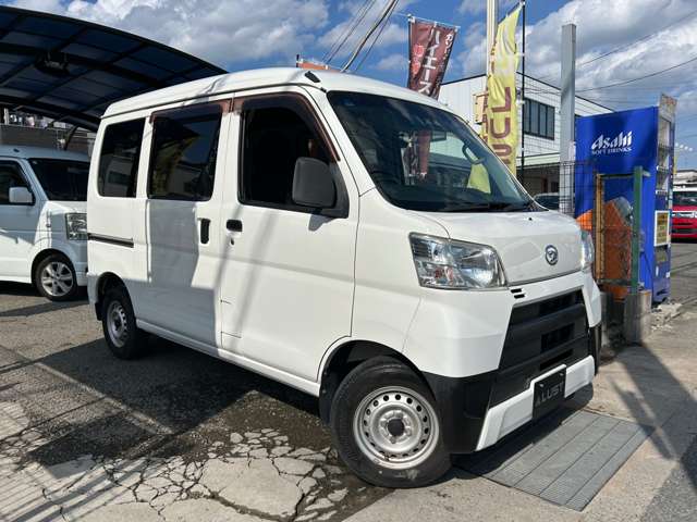 Daihatsu Hijet Cargo 3