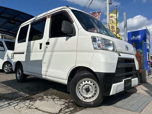 Daihatsu Hijet Cargo 9