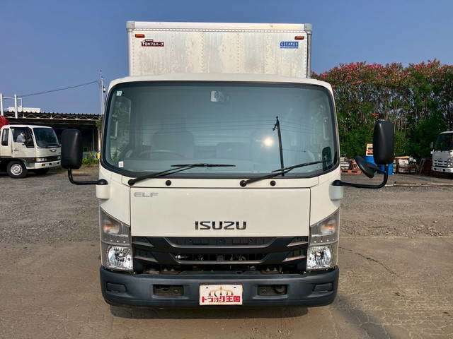 Isuzu Elf 3